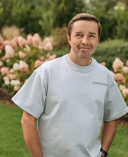 АРТ-ДИРЕКТОР LENOTR PARK ЕКАТЕРИНА РАЗУМЕЕВА